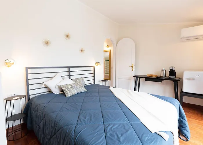 Milla E Willy Pensión Olbia